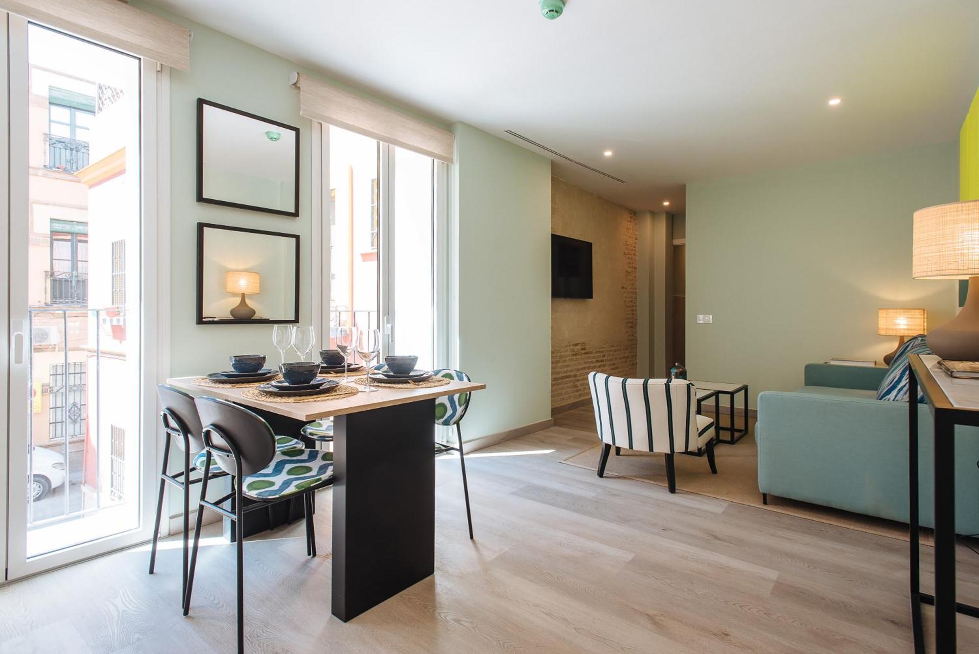 Sercotel Sevilla Guadalquivir Suites — Photos 3