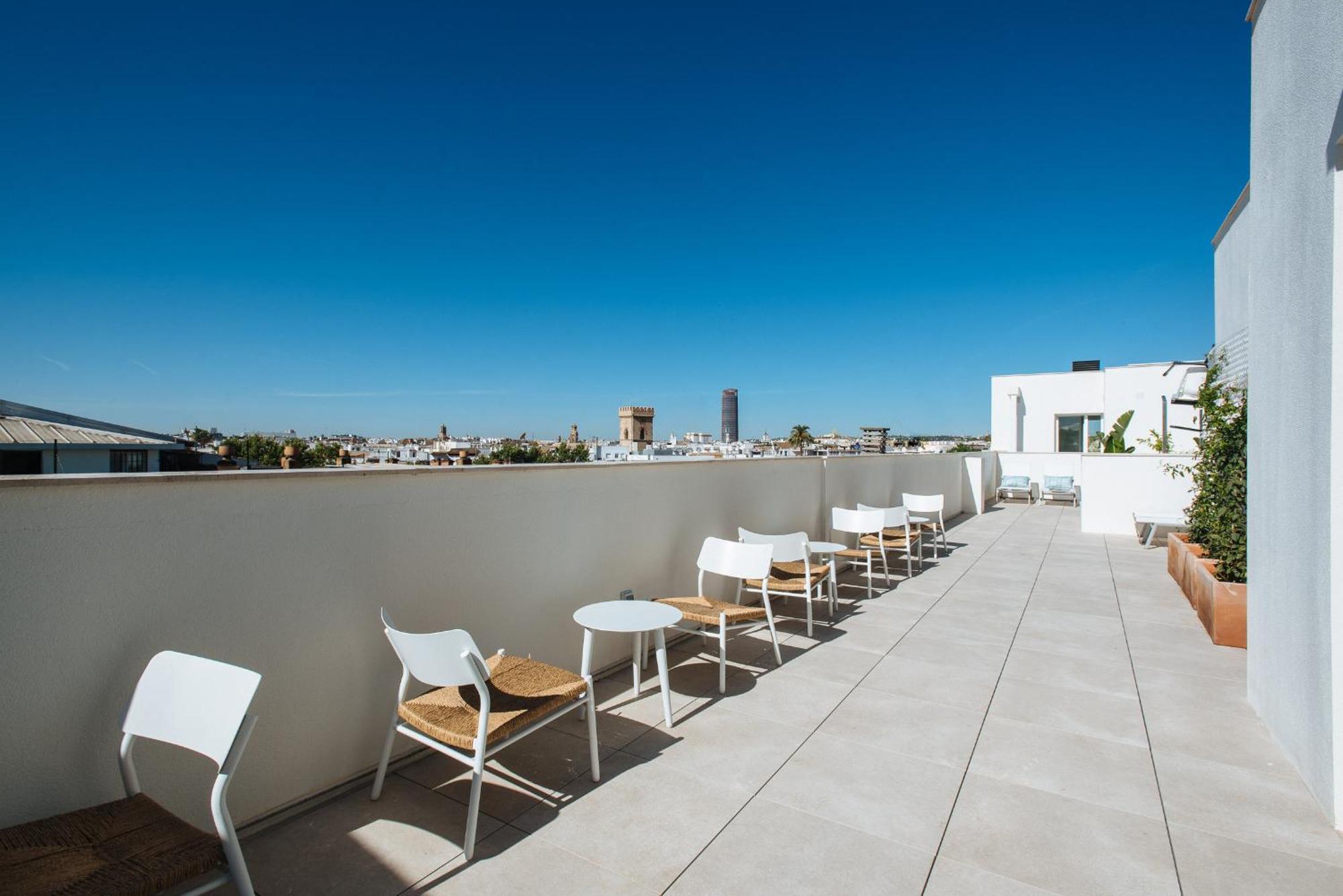 Sercotel Sevilla Guadalquivir Suites, Seville